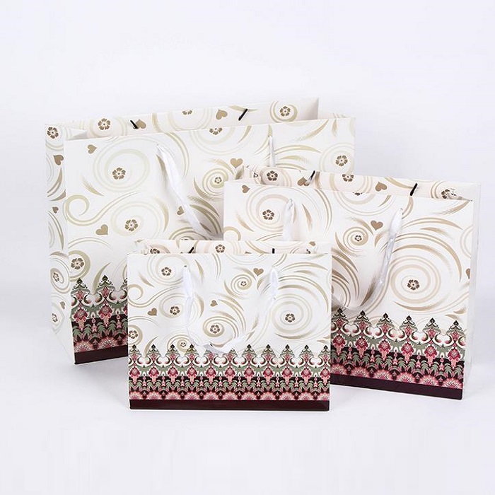 gift bag from MMCIS China