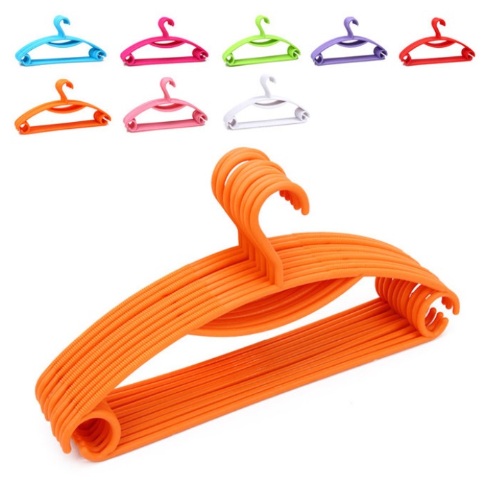 Plastic cloth hanger from MMCIS GROUP
