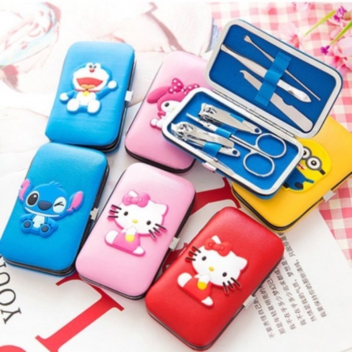 Nail manicure set from MMCIS GROUP