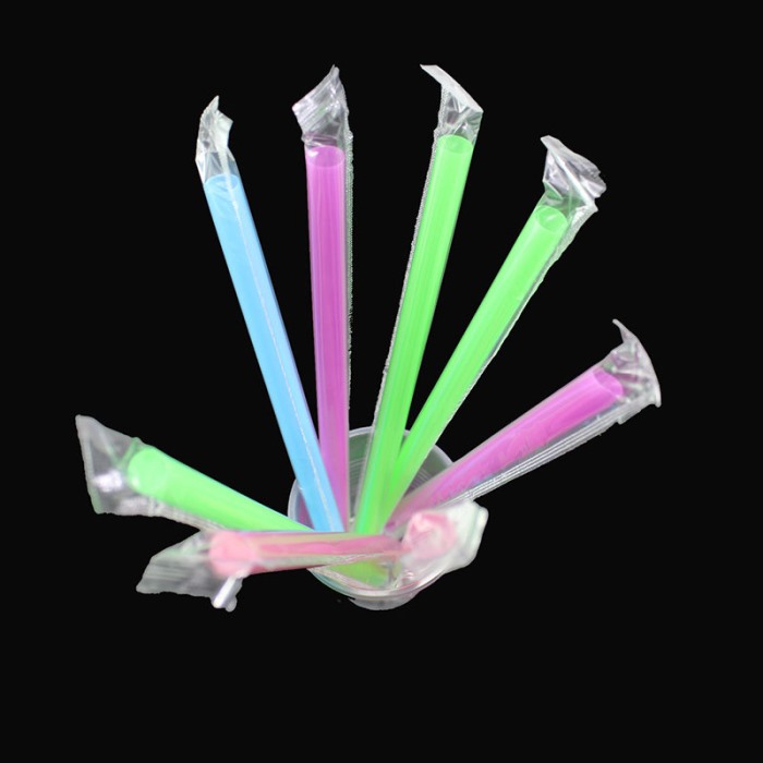 Straw from MMCIS GROUP