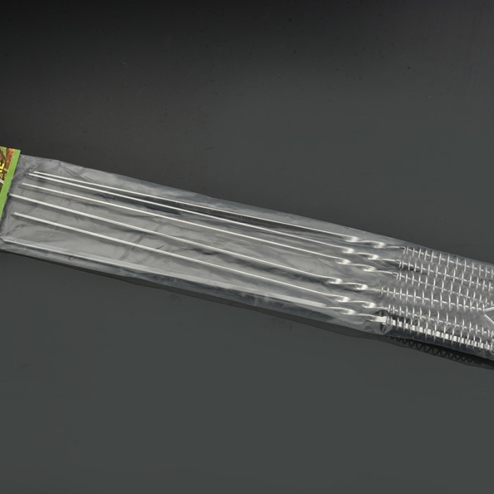 BBQ skewer with spring